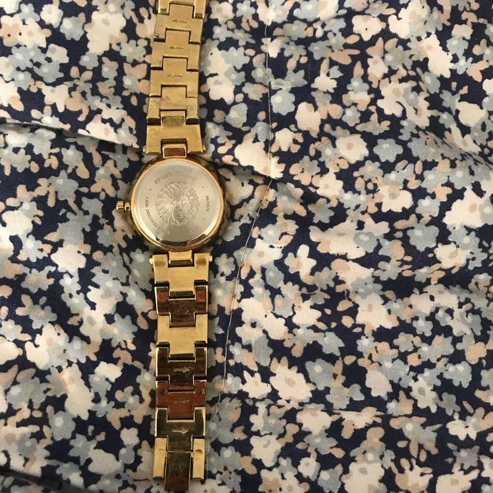 Watch - Picture 3 of 3